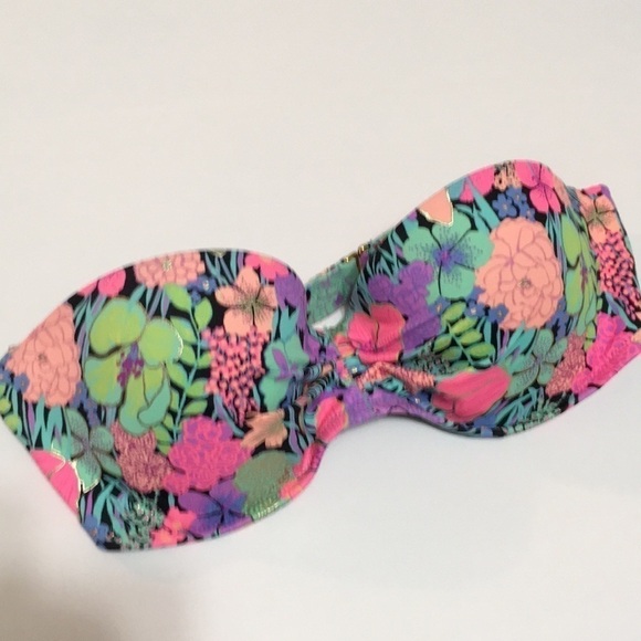 *Host Pick* VS FLORAL PRINT BIKINI TOP - Picture 8 of 8